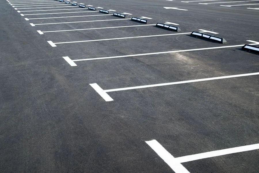 нанесение дорожной разметки парковок